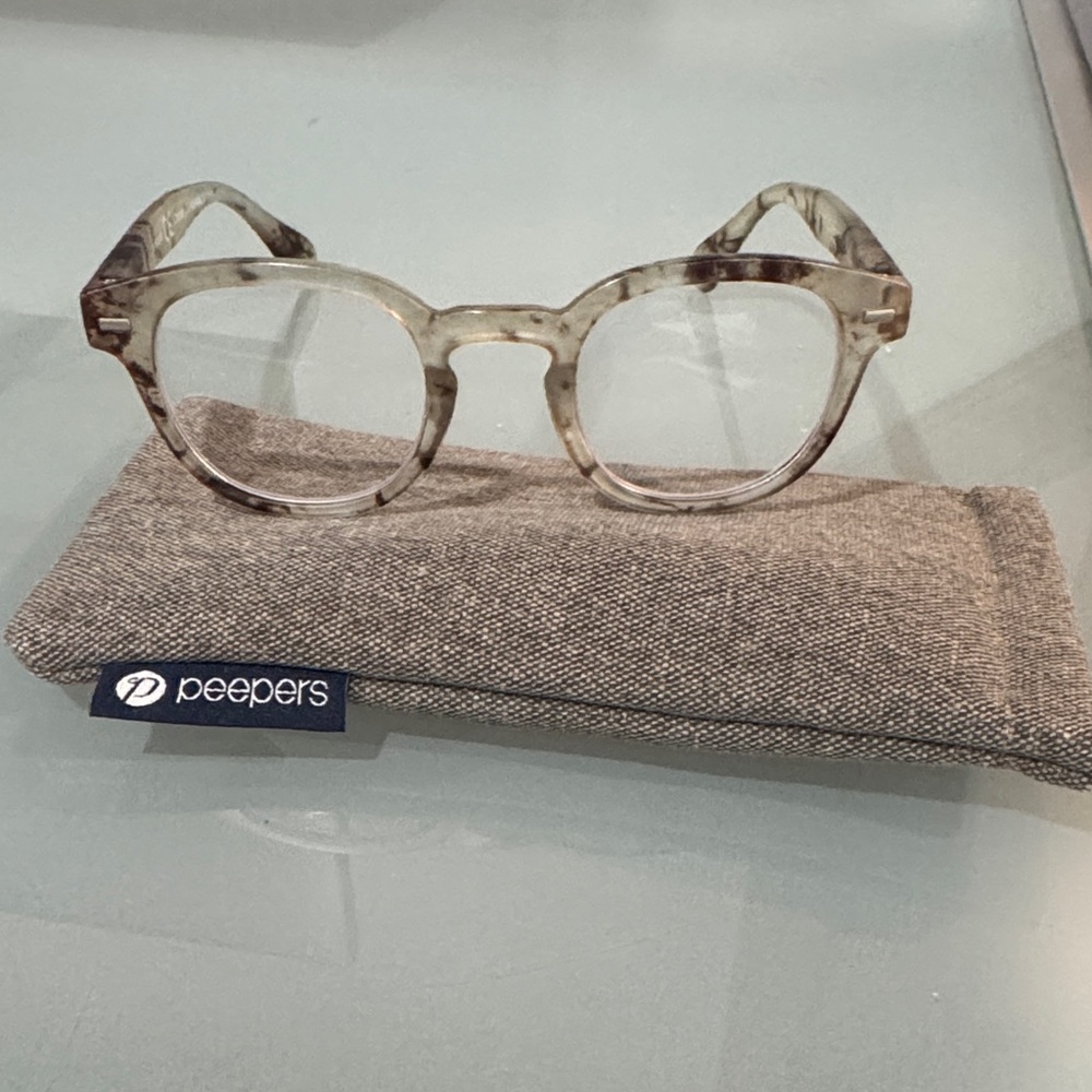 Peepers Gray Tortoise Glasses